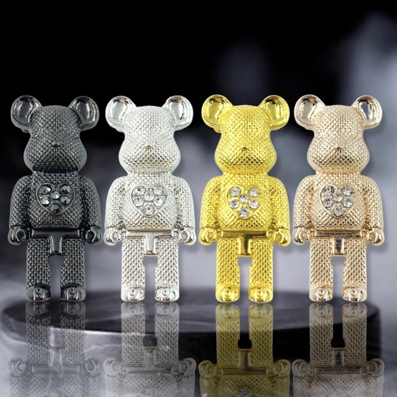 BEARBRICK [Free Box] Limited Collection Fashion Gift Kerongsang Bahu Pin Tudung