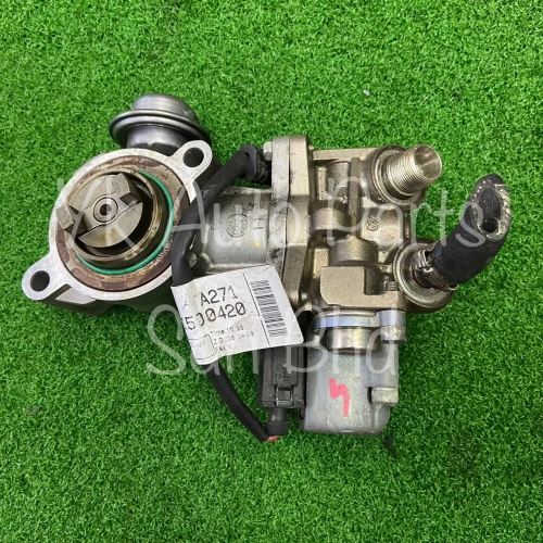 MERCEDES C-CLASS W204 CGI HIGH PRESSURE PUMP USED