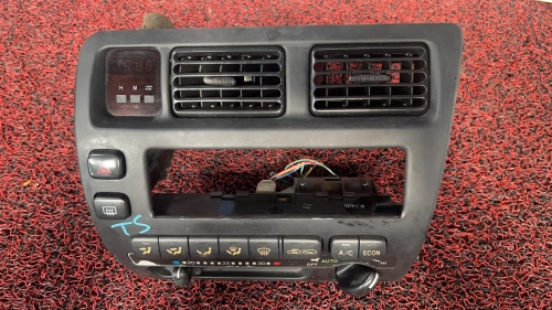 TOYOTA COROLLA AE100 AIRCOND CONTROL PANEL