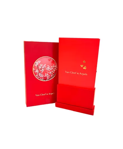 Red Envelope - 09