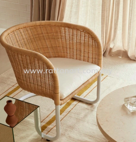 WOVEN RATTAN LOUNGE CHAIR