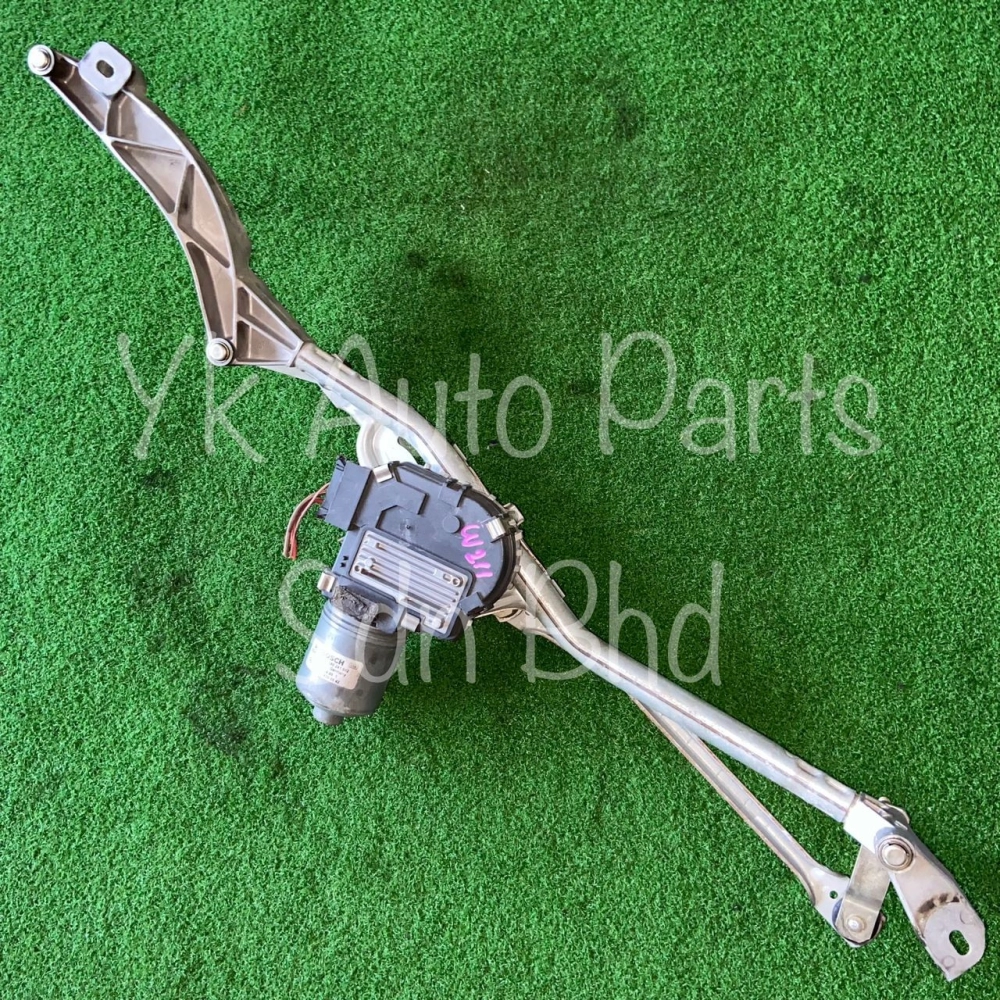 MERCEDES BENZ E-CLASS W211 WIPER MOTOR A 211 820 09 42  ORIGINAL USED