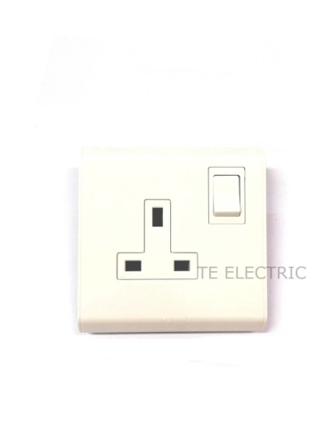 LEGRAND BELANKO 617141 13AMP SINGLE SWITCHED SOCKET OUTLET S/S/O