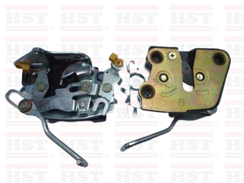 69310-87513 PEROUDA RUSA FRONT RH DOOR INNER LOCK (DIL-RUSA-12FR)