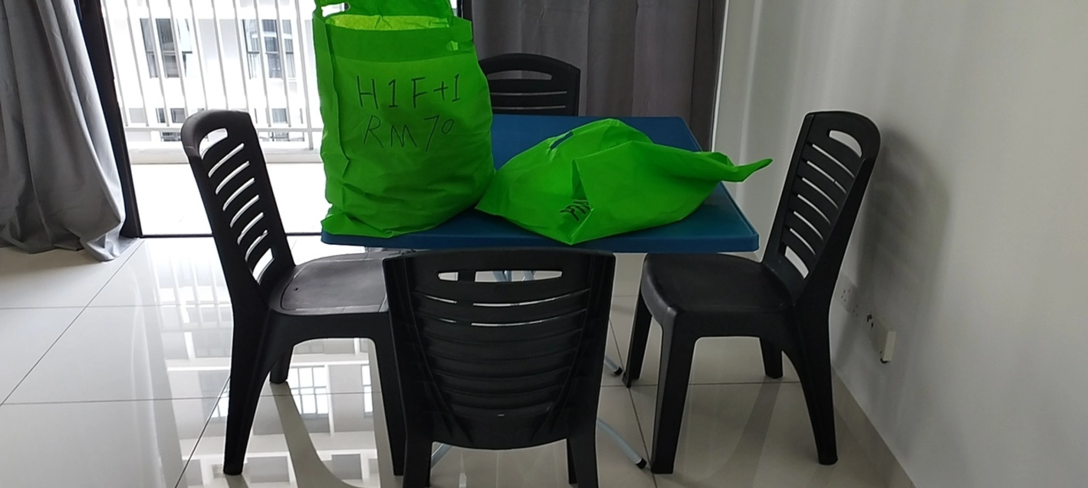 Perabot Asrama | Katil Double Decker Besi | Loker Besi | Tilam Single Murah | Plastic Dining Table & Plastic Chair deliver for TacoBell Penang Bandar Cassia