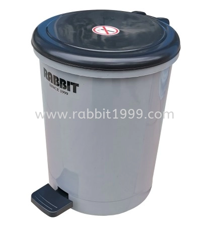 RABBIT PLASTIC ROUND PEDAL BIN - grey - 18lt