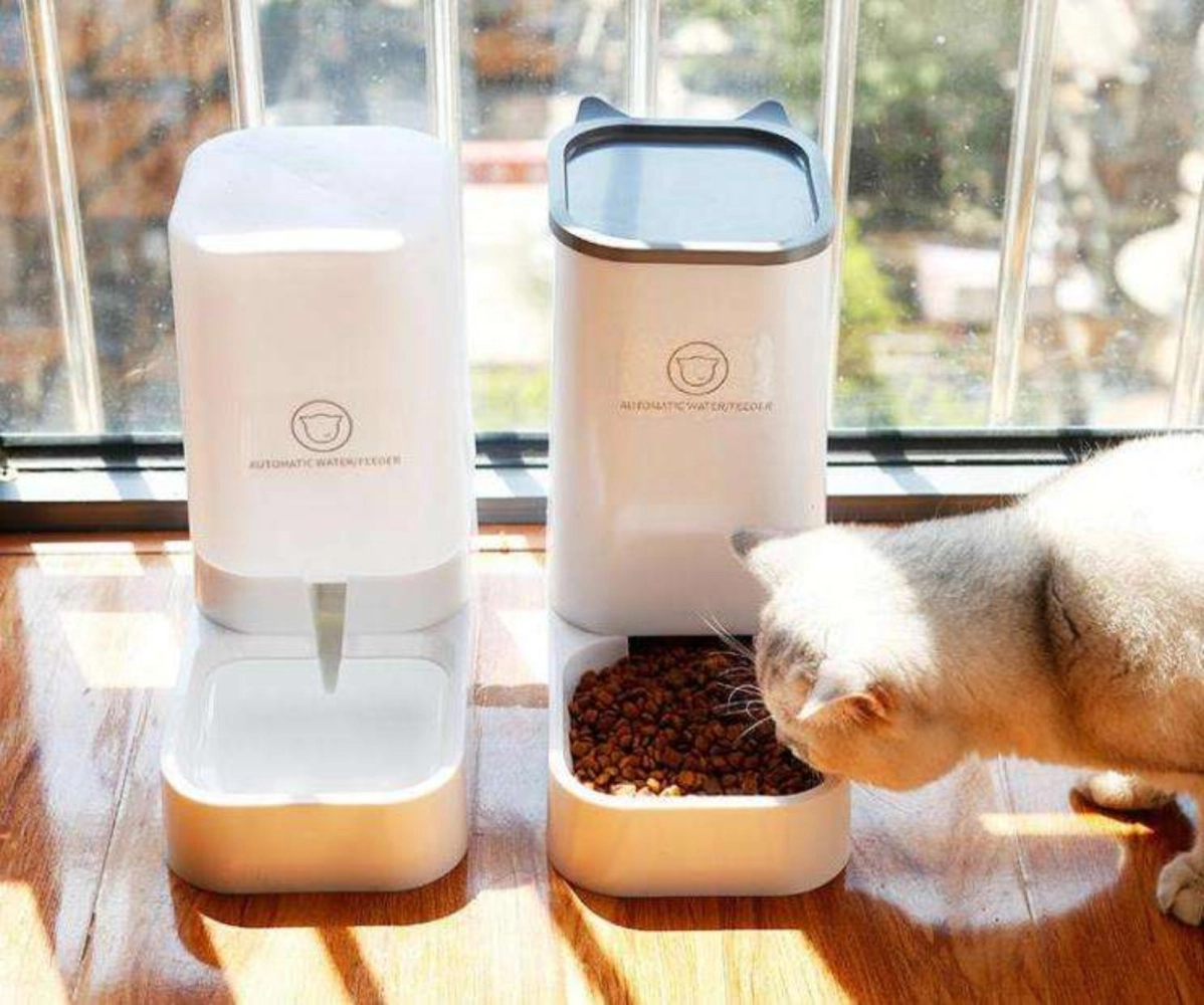 3.8L Large Pet Food Feeder Water Feeder Cats Food Bowl Water Dispenser / Bekas Makan Minum Kucing