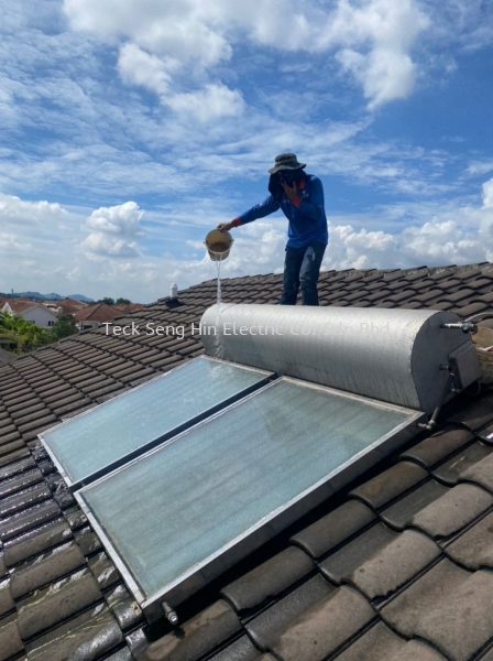 Ampang, Ipoh SERVICE & MAINTENANCE CLEANING & CHEMICAL SERVICE SOLAR FLAT PANEL Perak, Malaysia, Ipoh Supplier, Suppliers, Supply, Supplies | Teck Seng Hin Electric Co. Sdn Bhd