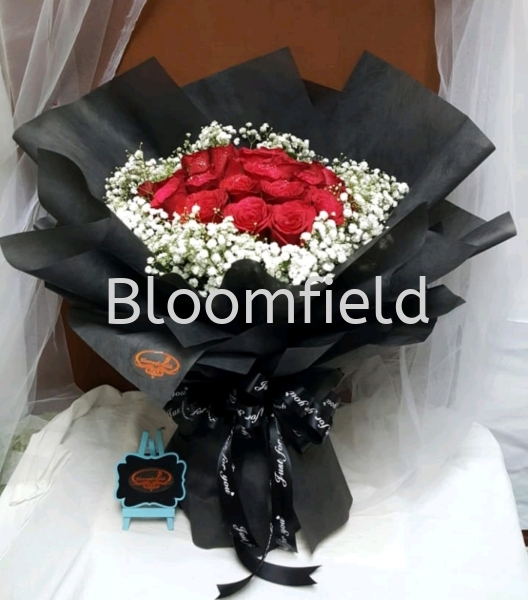 Black Beauty RM 240.00 Black Beauty Hand Bouquet Seremban, Negeri Sembilan, Malaysia Supplier, Suppliers, Supply, Supplies | Bloomfield Florist