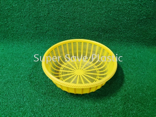 1970 10" GUPPY COLANDER