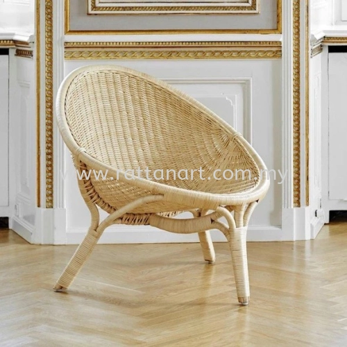 RATTAN LOUNGE CHAIR