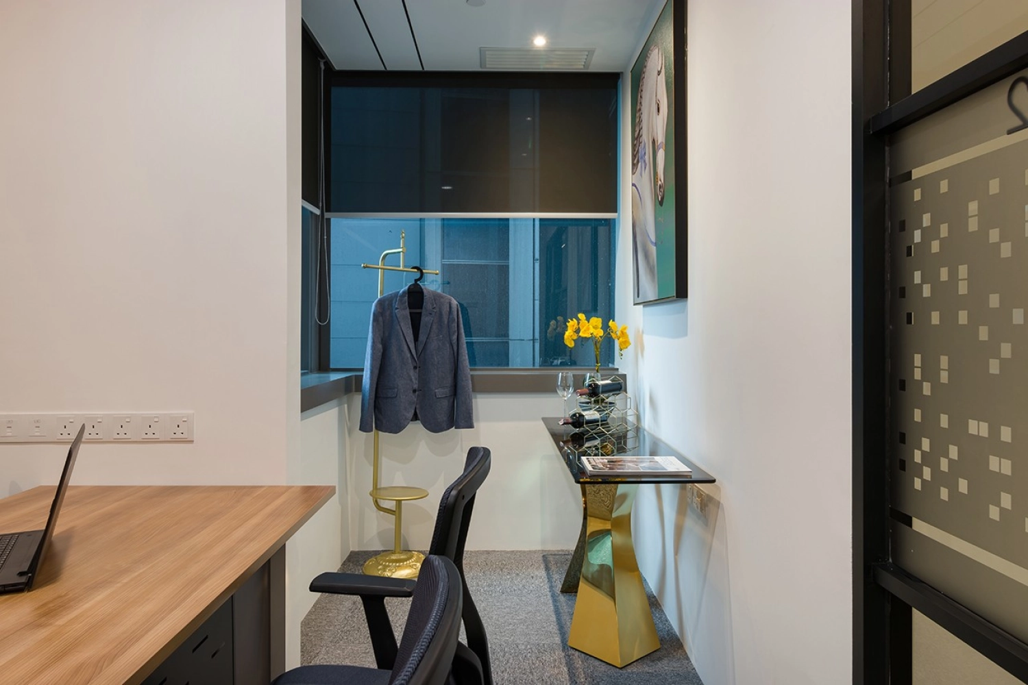 Best Office Design | Elegance In Simplicity