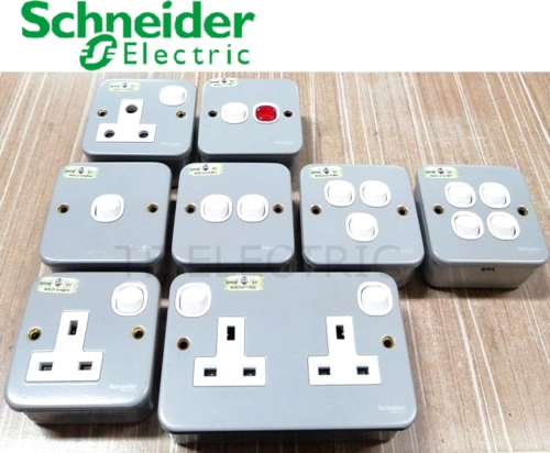 SCHNEIDER CLIPSAL METAL CLAD 13A / 2 X 13A / 15A / 1GANG / 2GANG / 3GANG / 4GANG SWITCHES SOCKET OUTLET BESI