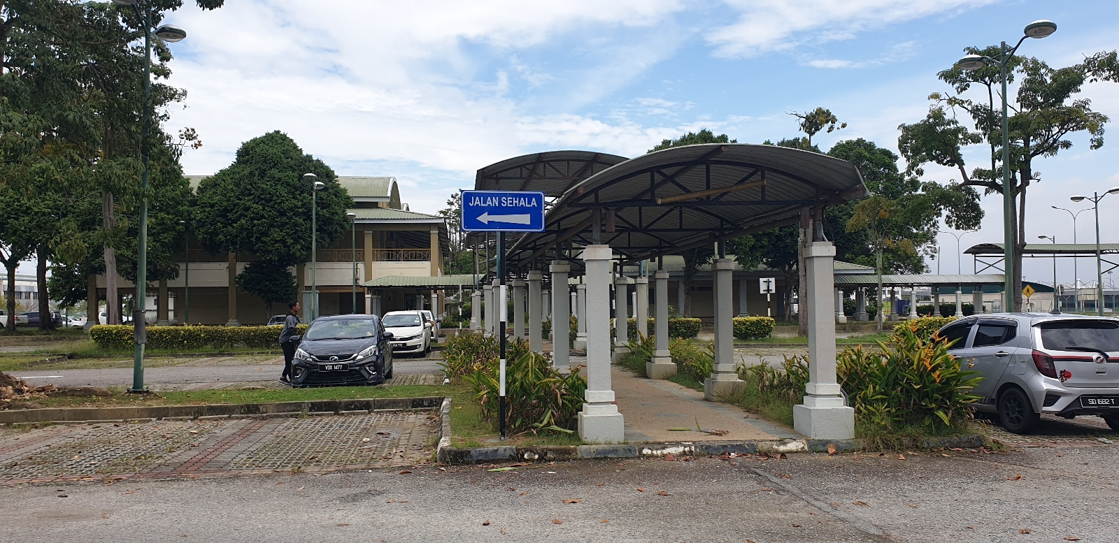 jalan sehala