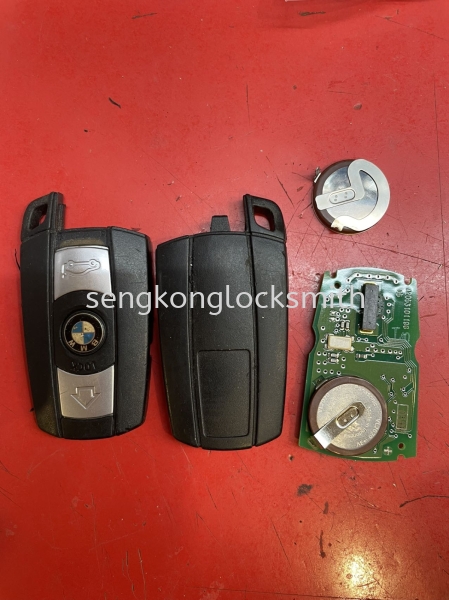 BMW car remote control battery  Change car Battery Selangor, Malaysia, Kuala Lumpur (KL), Puchong Supplier, Suppliers, Supply, Supplies | Seng Kong Locksmith Enterprise