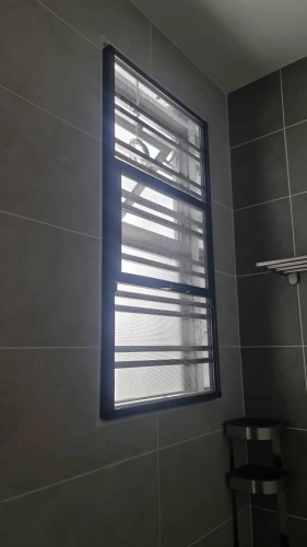 3 Section 0.6mm Stainless Steel Mosquito Wire Mesh Window @ Taman Tasik Indah, Kluang