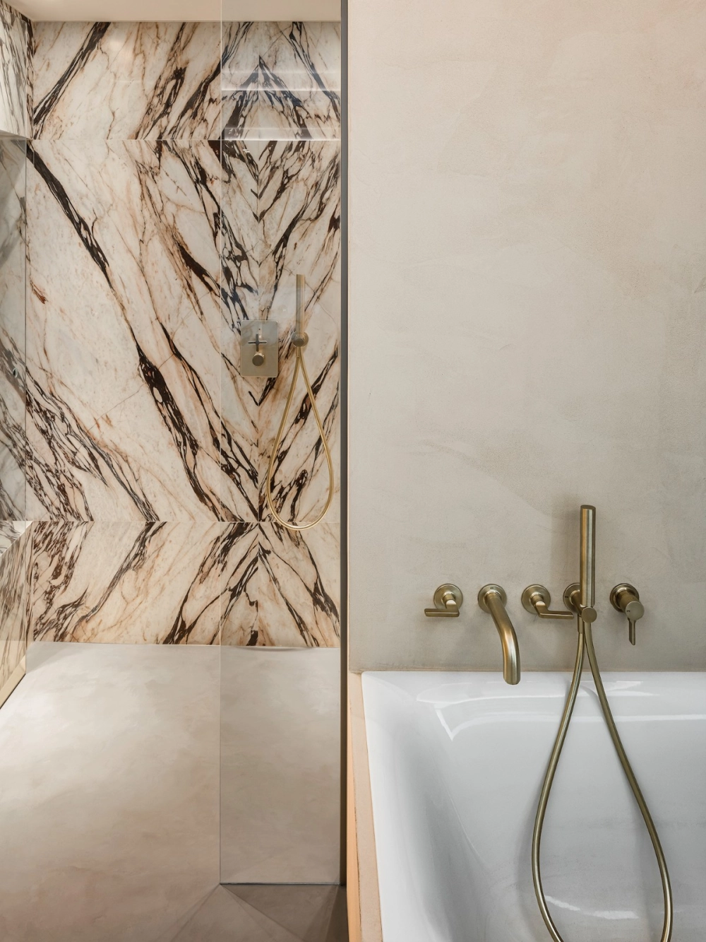 Calacatta Viola Marble 