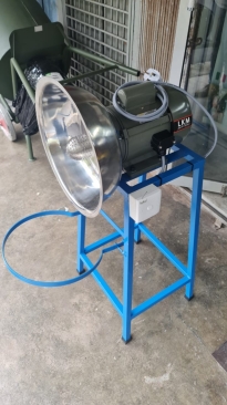 Heavy Duty Coconut Grinding Machine/Mesin Kelapa Parut  Tahan Lasak(motor besar)