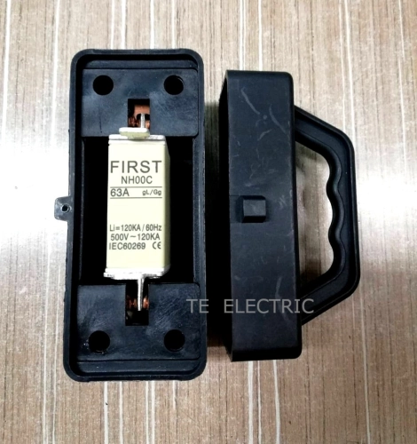 BAHAYA TYPE CUT OUT UNIT 63A 100A WITH BLADE FUSE HANDLE TYPE CUT OUT UNIT WITH 63A 100A FUSE