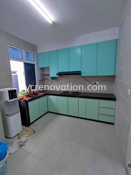 Kitchen Cabinet Aluminium KITCHEN CABINET DESIGN CUSTOMIZE FURNITURE Johor Bahru (JB), Kota Tinggi, Malaysia Services | Yi Cheng Furniture Interior Design