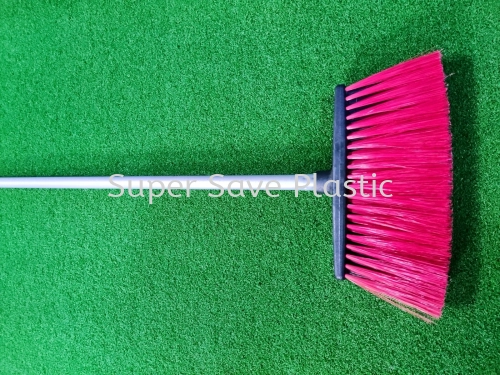 2022 2 IN 1 DUAL SWEEPER W/4FT IRON HANDLE