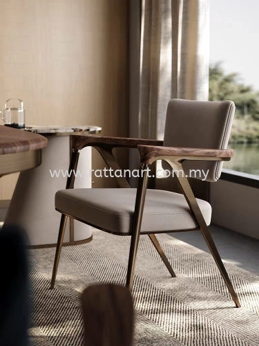 WOODEN DINING CHAIR