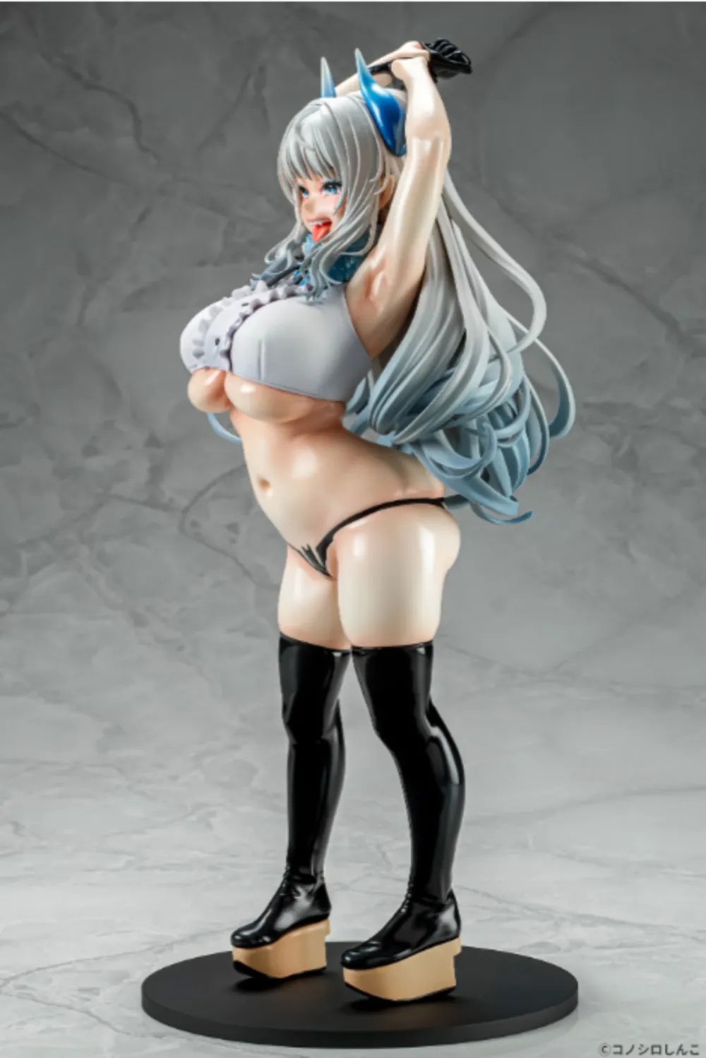 Qsix : Alp Switch - Alternate Colour Ver - 1/6 Scale Figure