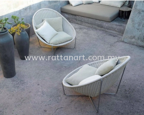 SYNTHETIC LOUNGE CHAIR