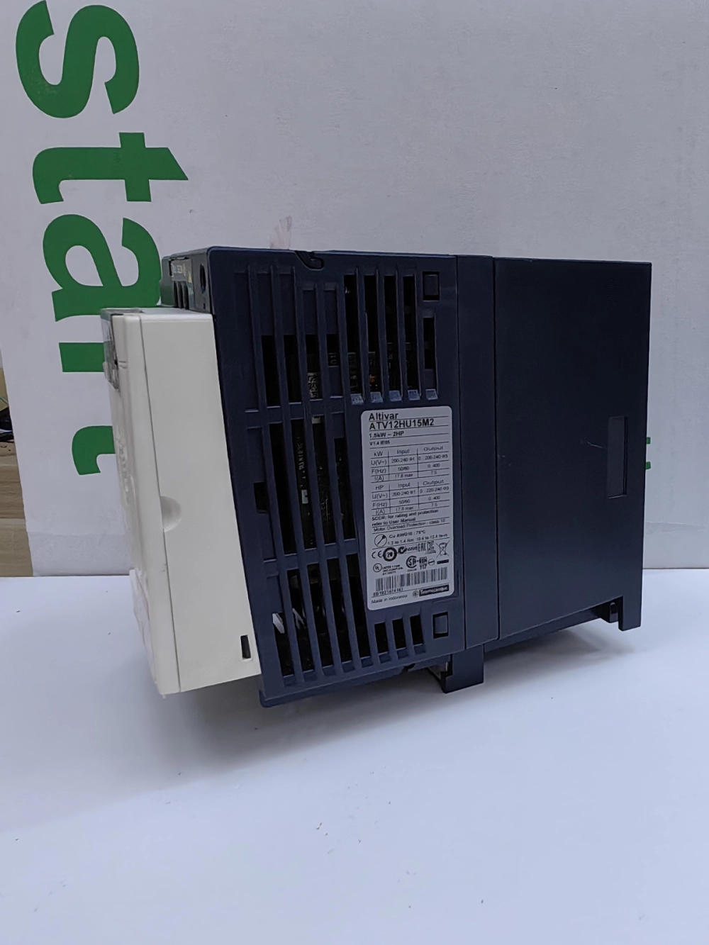 SCHNEIDER INVERTER ATV12HU15M2