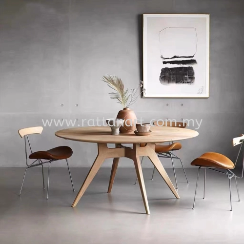 LOGAN. WOODEN ROUND DINING TABLE