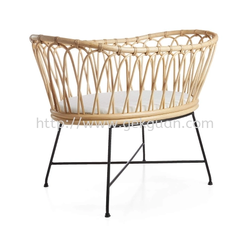 RBB 030 - RATTAN BABY BED