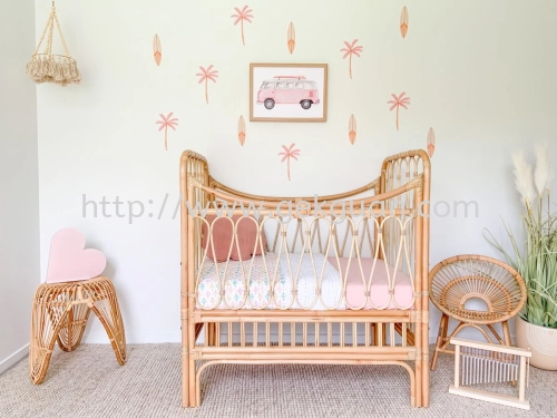 RBB 032 - RATTAN BABY BED