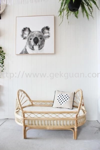 RBB 035 - RATTAN BABY BED