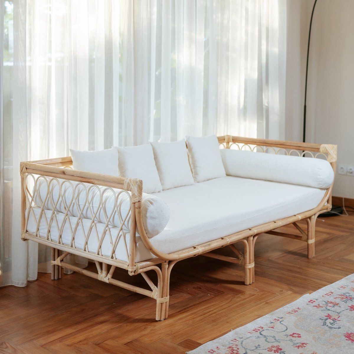 RDB 023 - RATTAN SLEEPING BED