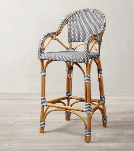 RATTAN BAR STOOL