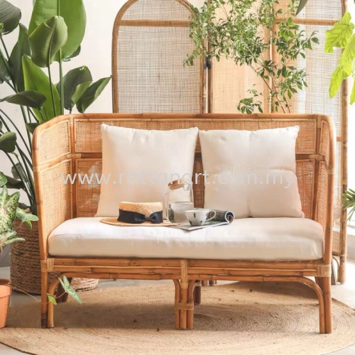 RATTAN LOUNGE CHAIR 