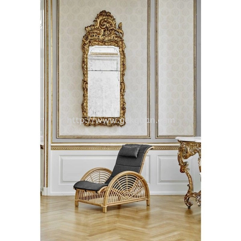 RLC 012 - RATTAN LOUNGE CHAIR