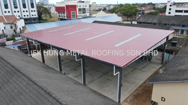 transculent sheet SMK Gajah Berang Transparet / Transculent roofing sheets Melaka, Malaysia Services | JEK HUNG METAL ROOFING SDN BHD