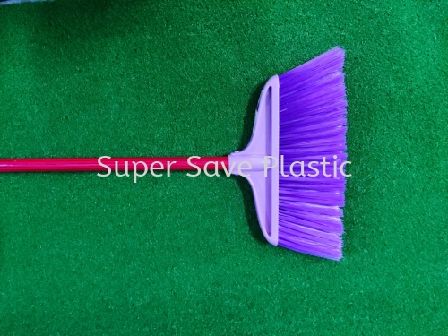 AB303 BROOM WITH 4FT HANDLE