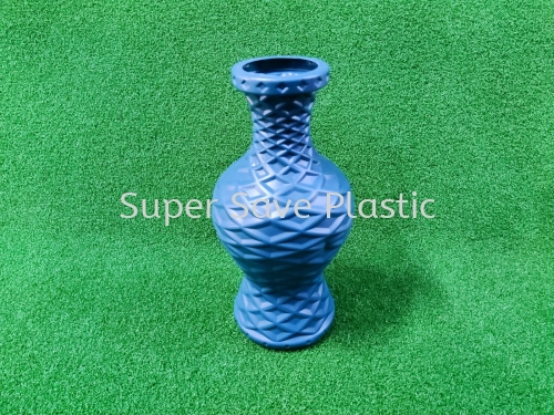 H-12 11" PLASTIC VASE