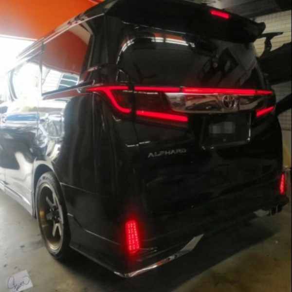 Toyota Vellfire tail light ANH30 crystal eye design Vellfire 2015  Toyota Balakong, Selangor, Kuala Lumpur, KL, Malaysia. Body Kits, Accessories, Supplier, Supply | ACM Motorsport