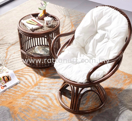 RATTAN SWIVEL LOUNGE CHAIR