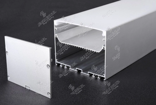 SB7710075M Linear Light