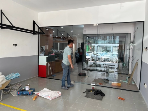 Motor Showroom Renovation 