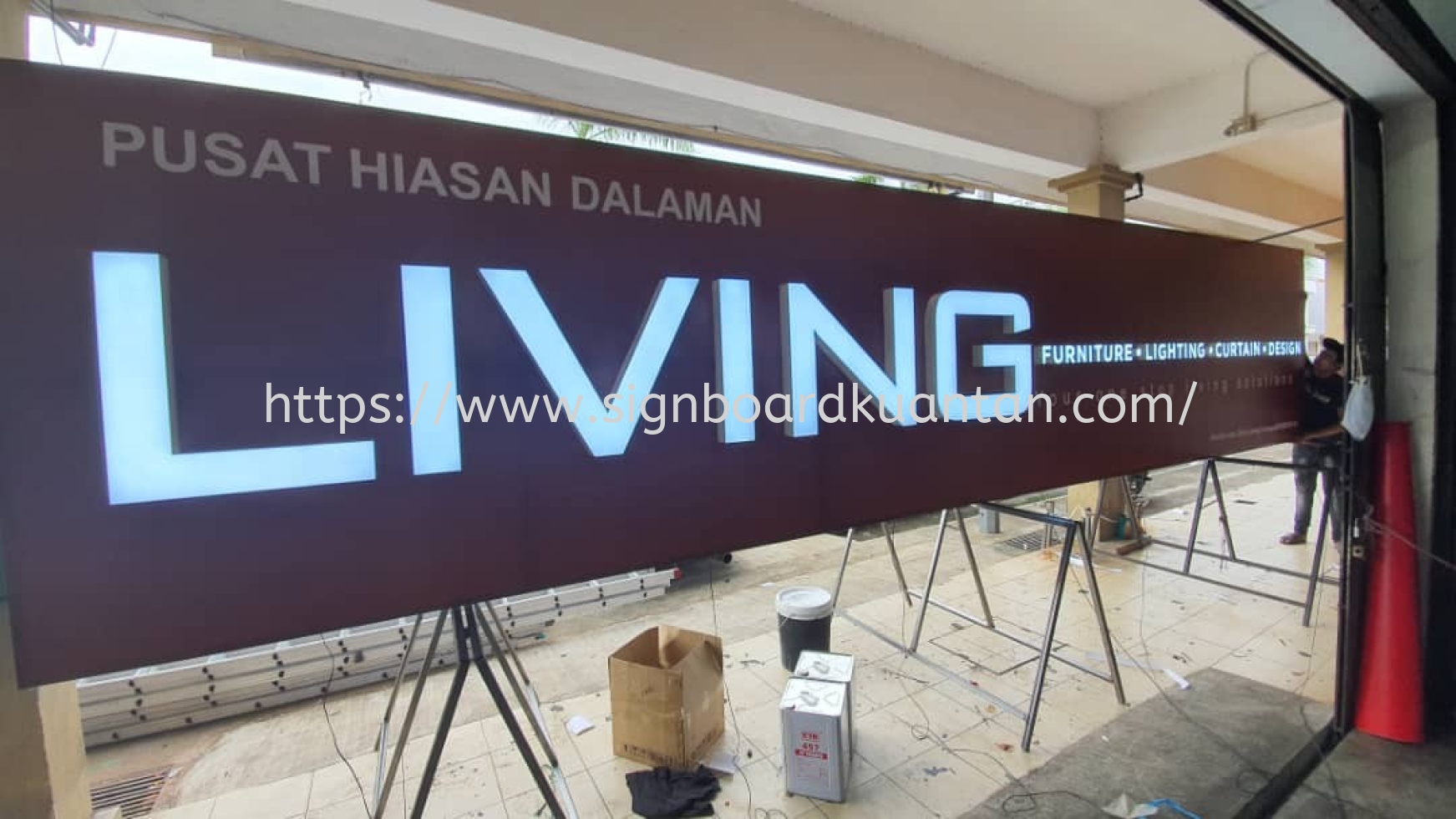 LIVING PUSAT HIASAN DALAMAN OUTDOOR 3DLED SIGNAGE AT KUANTAN AIR PUTIH 