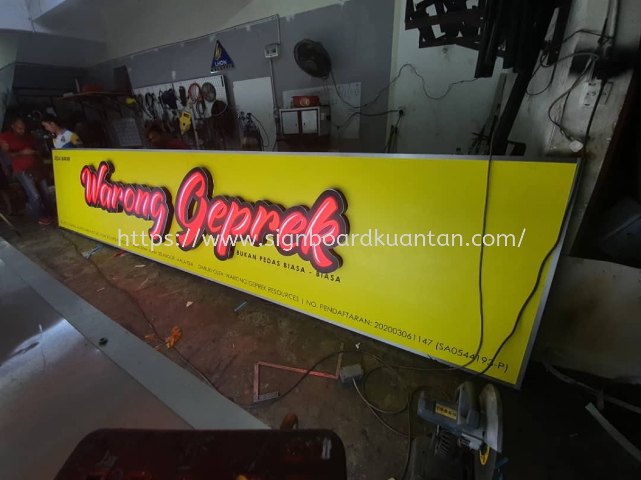 WARONG GEPREK OUTDOOR 3D LED FRONTLIT SIGNAGE AT KUANTAN AIT PUTIH 