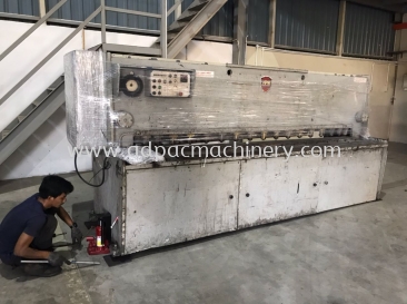 Used 3 Meter Hydraulic Press Brake & Shearing Machine @ Semenyih, Selangor