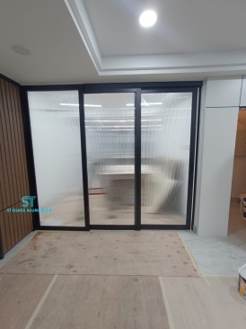 Hanging Sliding Door