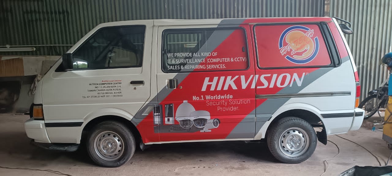 HI TECH COMPUTER CENTRE Van Sticker