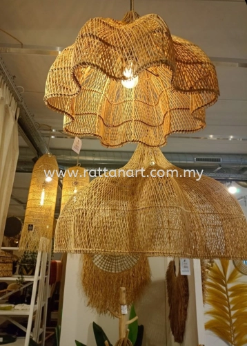 RATTAN PENDANT LIGHT